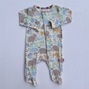 MAGNETIC ME newborn Pjs- unisex